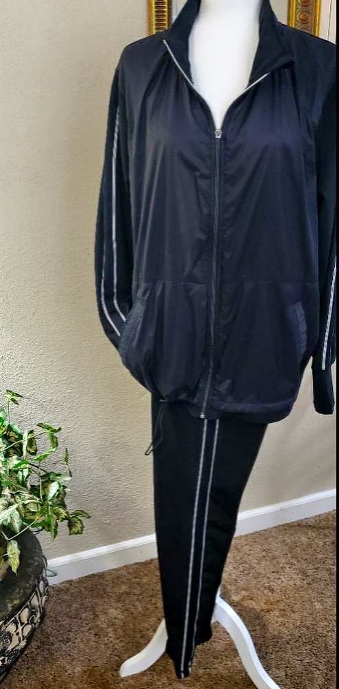 Tangerine black with white stripes